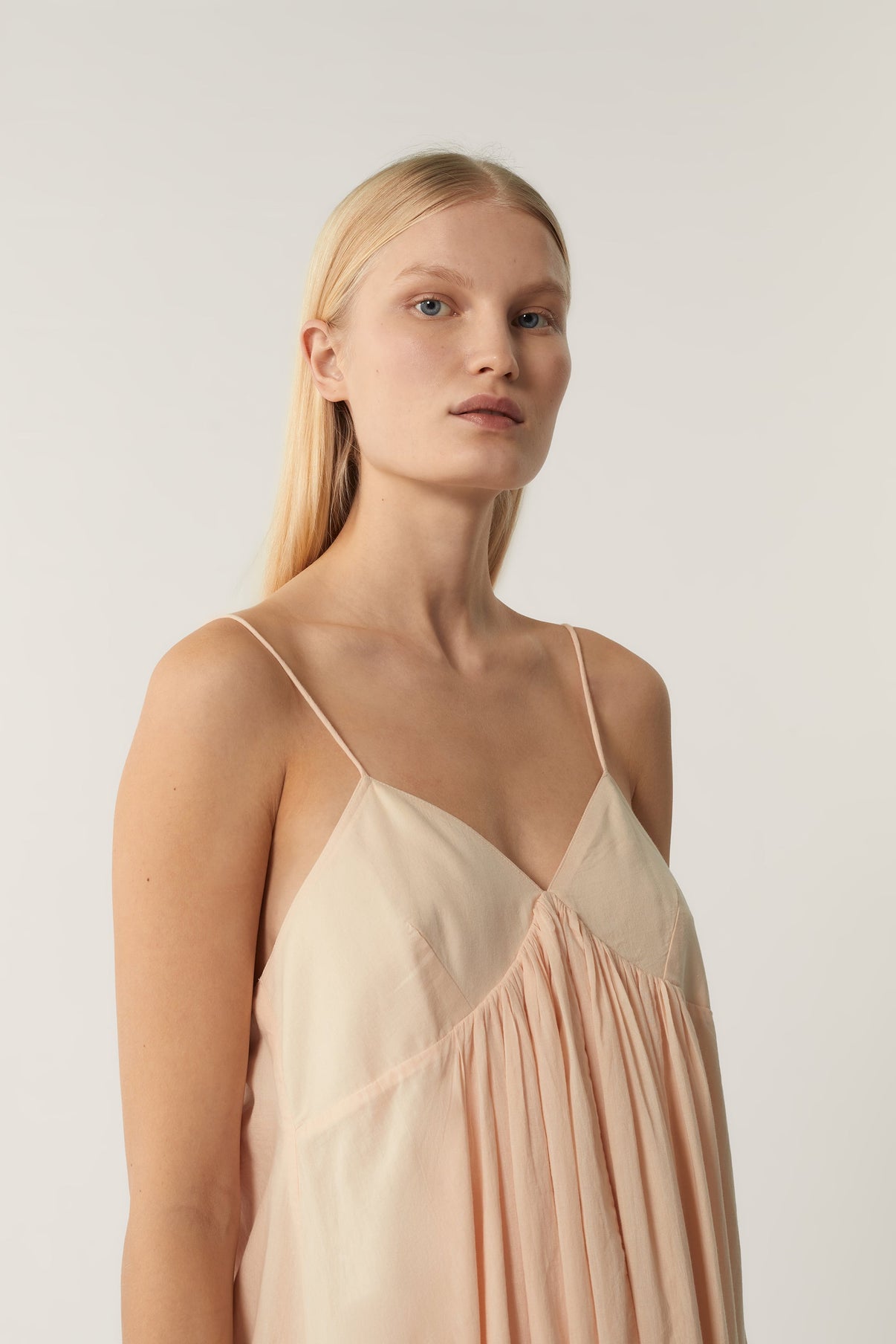 MALIBU PINK DRESS vue 4